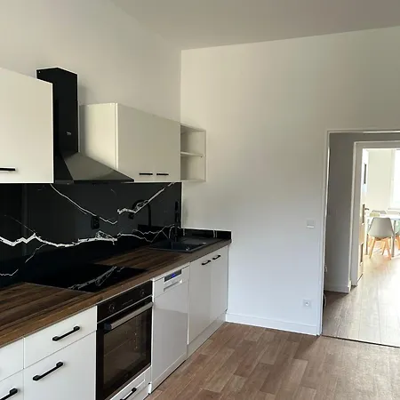 28 Apartmán *